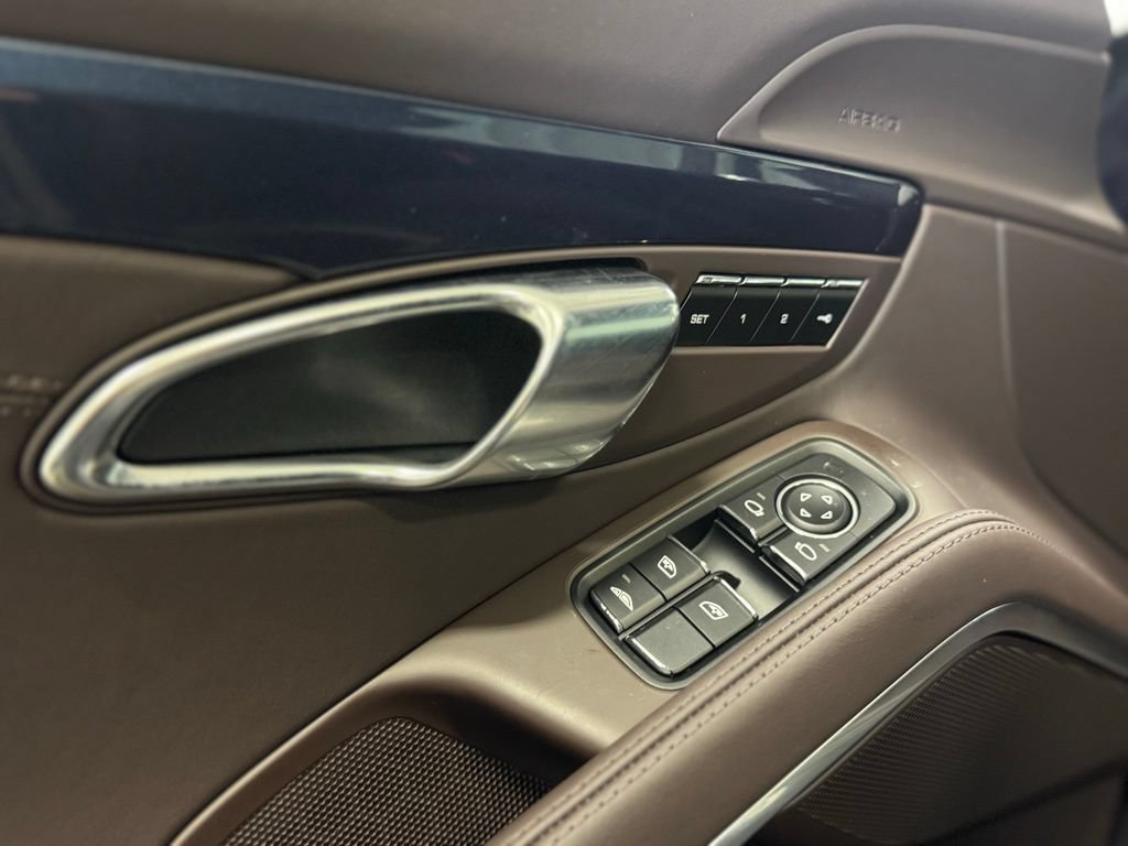 Certified 2016 Porsche 911 Carrera GTS RWD image 8