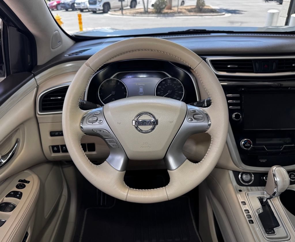 Used 2017 Nissan Murano Platinum AWD/4WD image 16