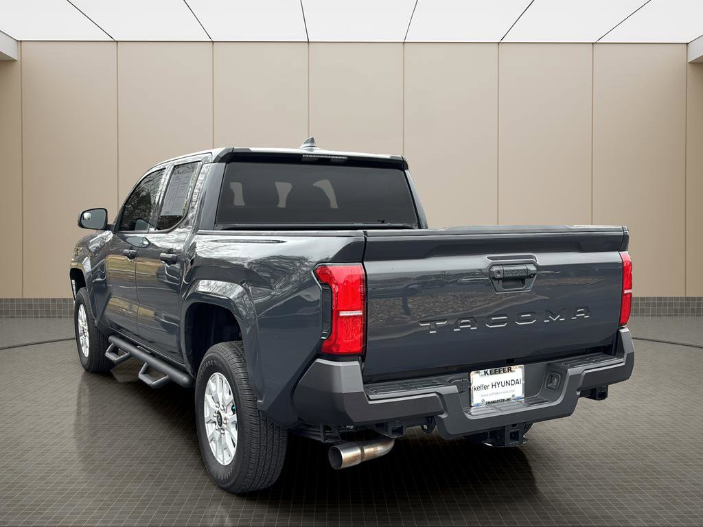 Used 2024 Toyota Tacoma SR image 3