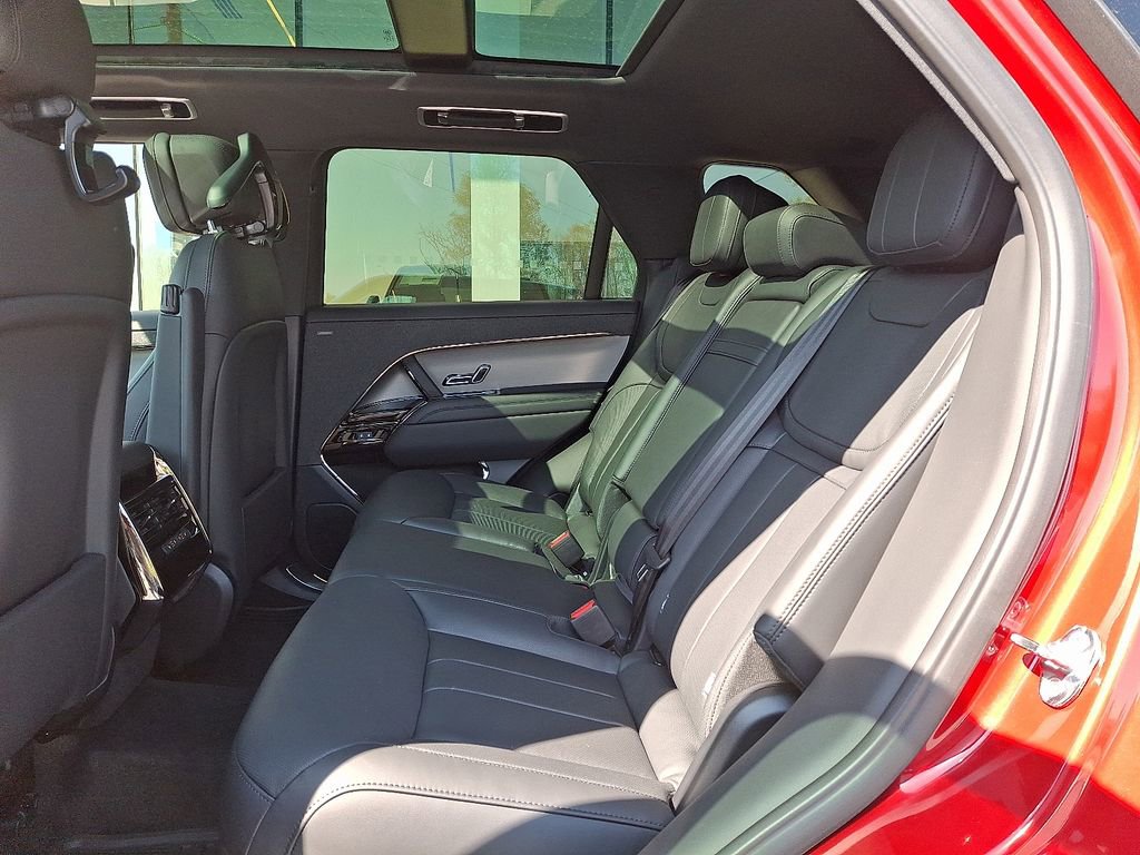 New 2026 Land Rover Range Rover Sport SE AWD/4WD image 6
