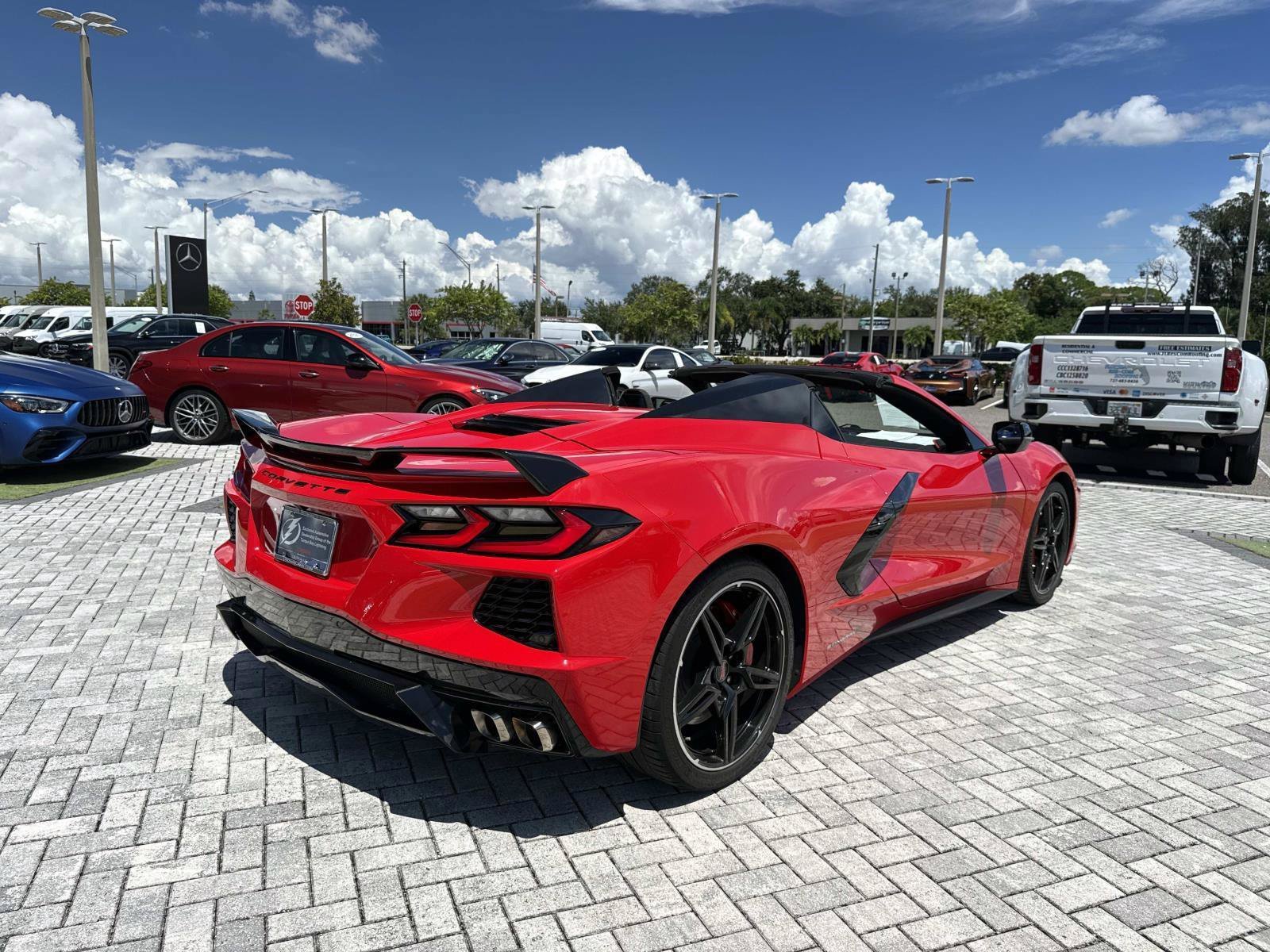 Used 2022 Chevrolet Corvette Stingray Preferred Conv w/ Z51 Performance Package RWD image 5