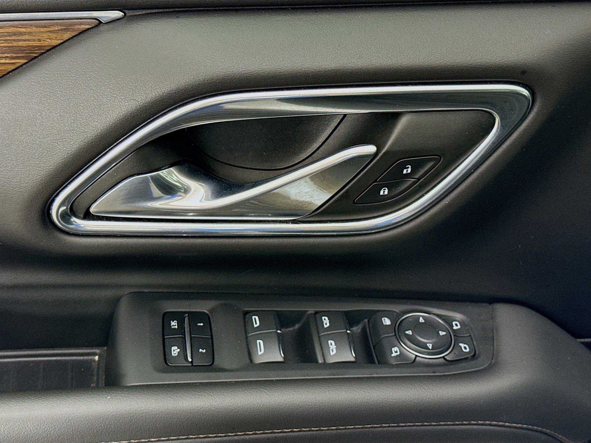 Used 2023 Chevrolet Tahoe High Country image 18