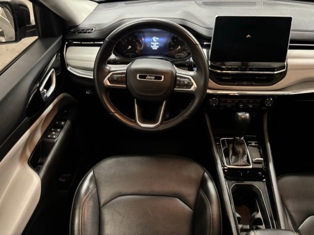 Used 2022 Jeep Compass Limited image 12