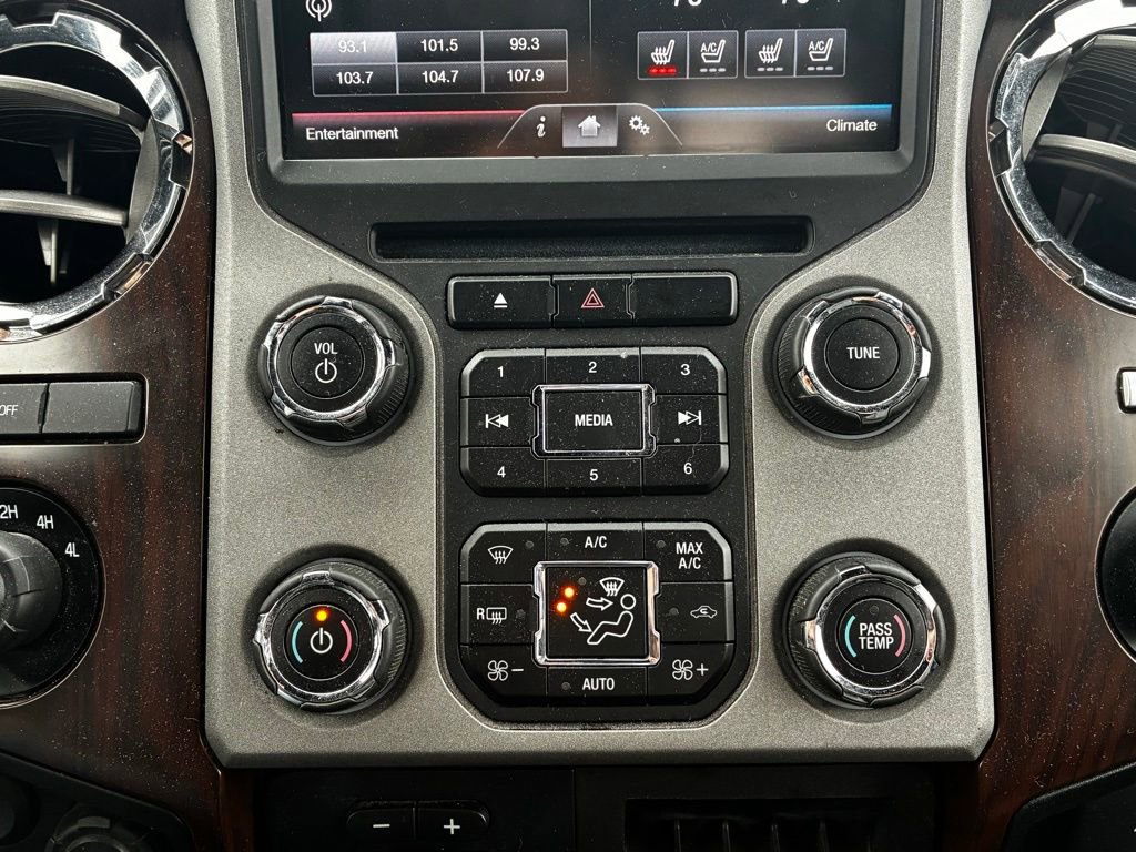Used 2016 Ford F350 Lariat w/ Lariat Ultimate Package AWD/4WD image 31