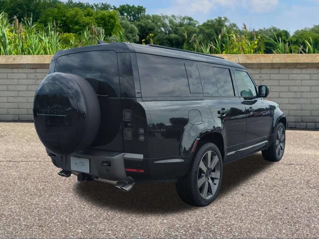 New 2026 Land Rover Defender 130 V8 AWD/4WD image 4