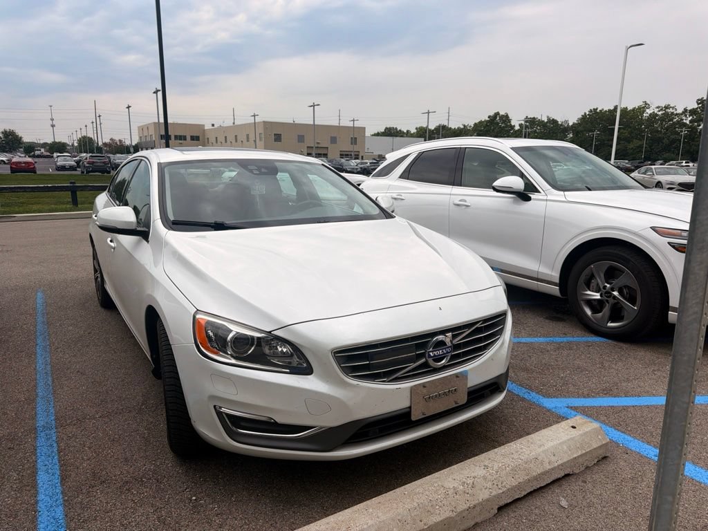 Used 2017 Volvo S60 T5 Inscription Platinum w/ Climate Package AWD/4WD image 8