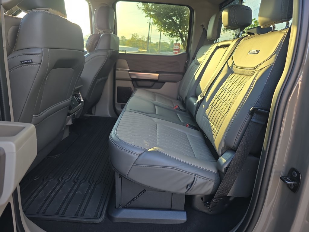 Used 2026 Ford F250 Platinum w/ Platinum Plus Package AWD/4WD image 31