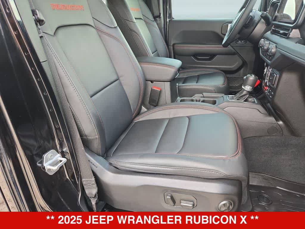 Used 2025 Jeep Wrangler Unlimited Rubicon AWD/4WD image 19