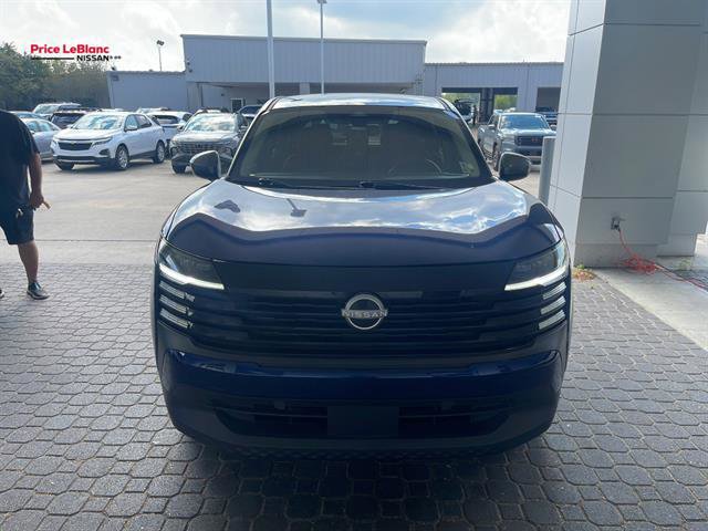 Used 2025 Nissan Kicks SV image 3