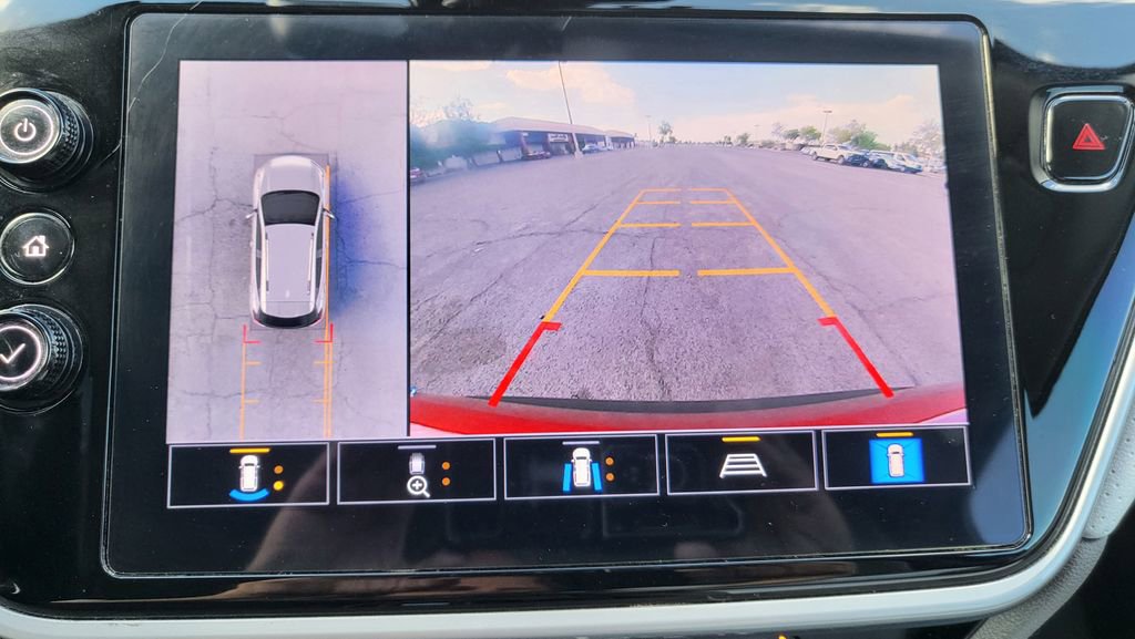 Used 2022 Chevrolet Bolt EUV Premier w/ Sun & Sound Package FWD image 29