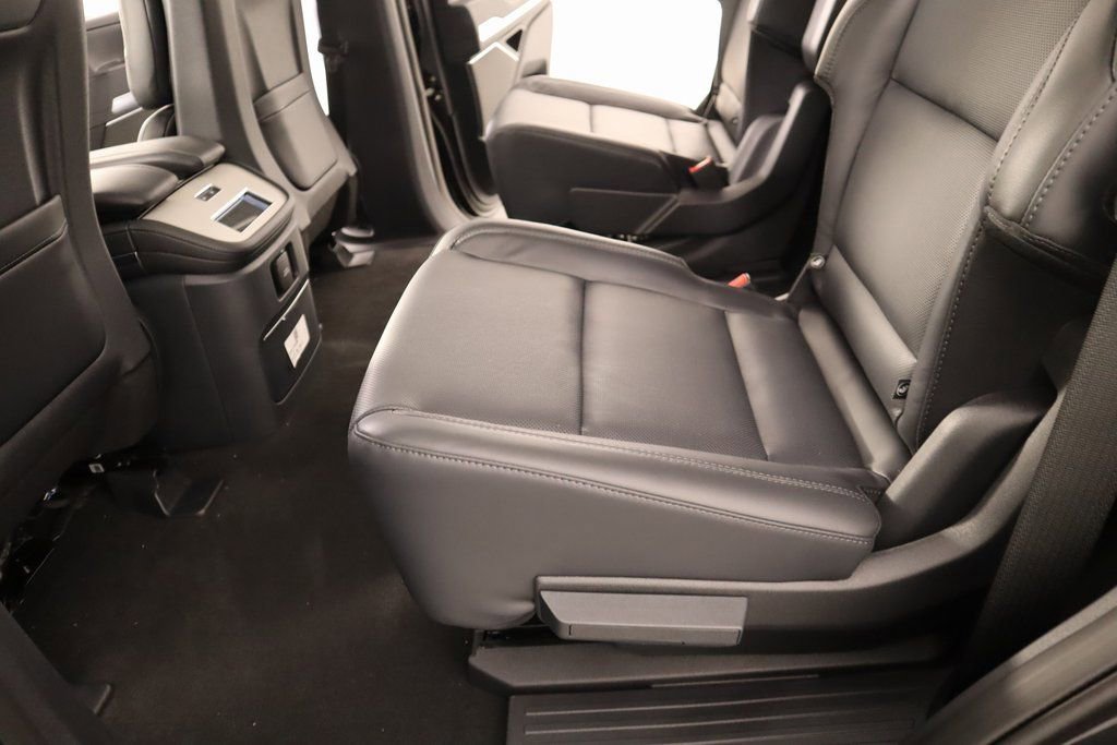 New 2025 Lincoln Navigator Reserve image 12