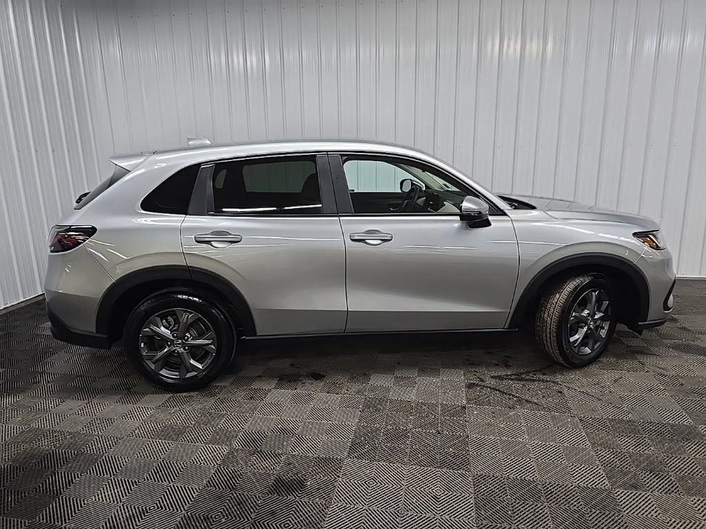 Used 2026 Honda HR-V LX image 2