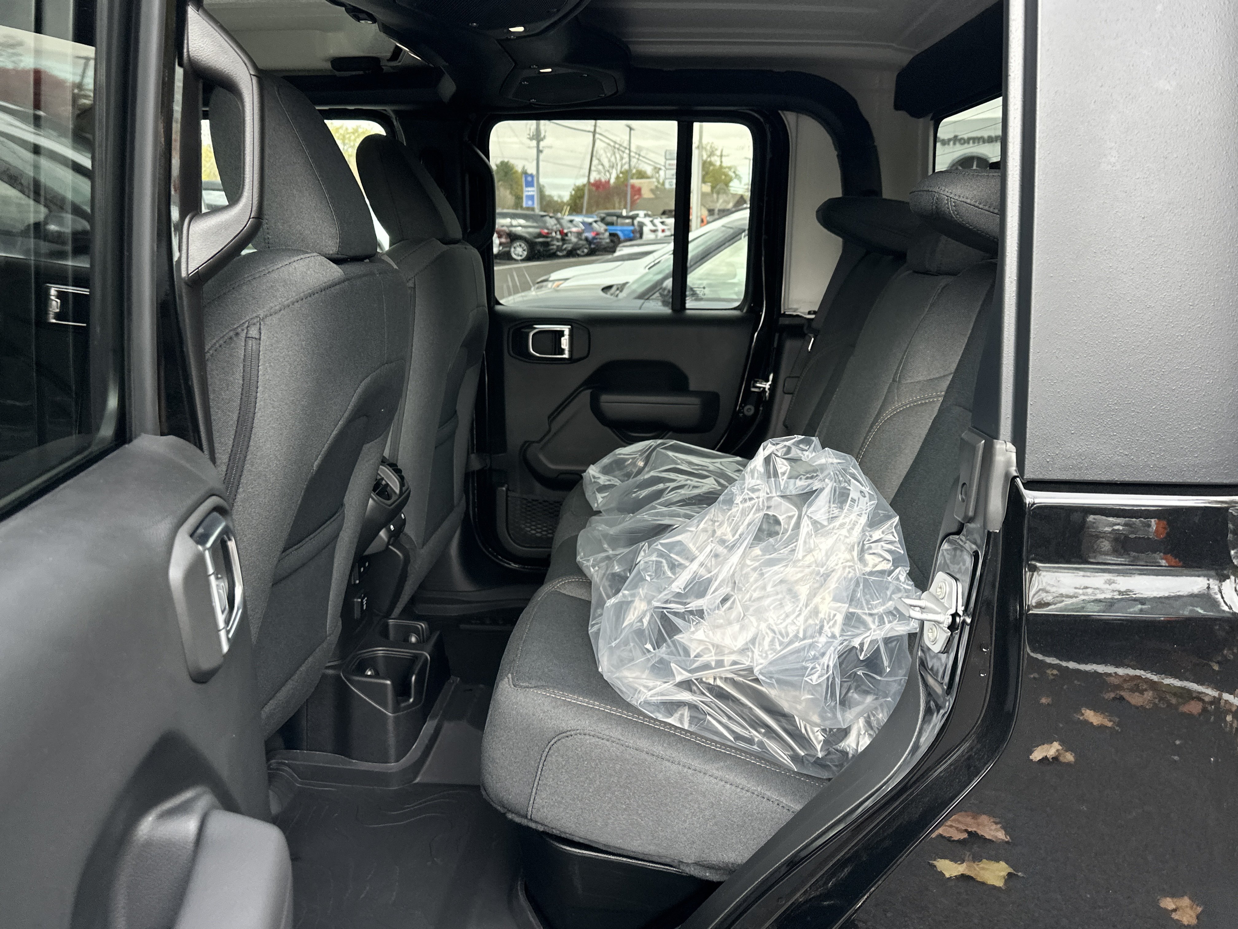 New 2026 Jeep Gladiator Sport AWD/4WD image 31