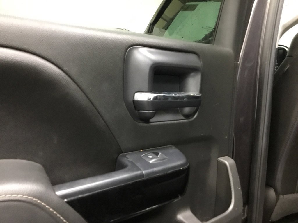 Used 2016 Chevrolet Silverado 1500 LTZ Z71 w/ LTZ Plus Package AWD/4WD image 16