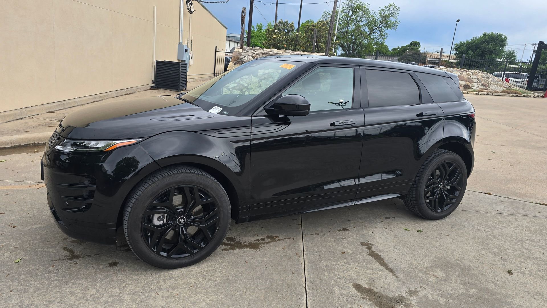 Used 2023 Land Rover Range Rover Evoque R-Dynamic S