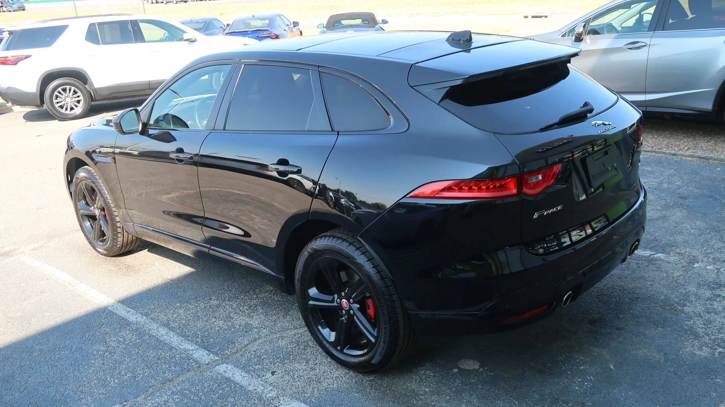 Used 2019 Jaguar F-PACE S AWD/4WD image 11