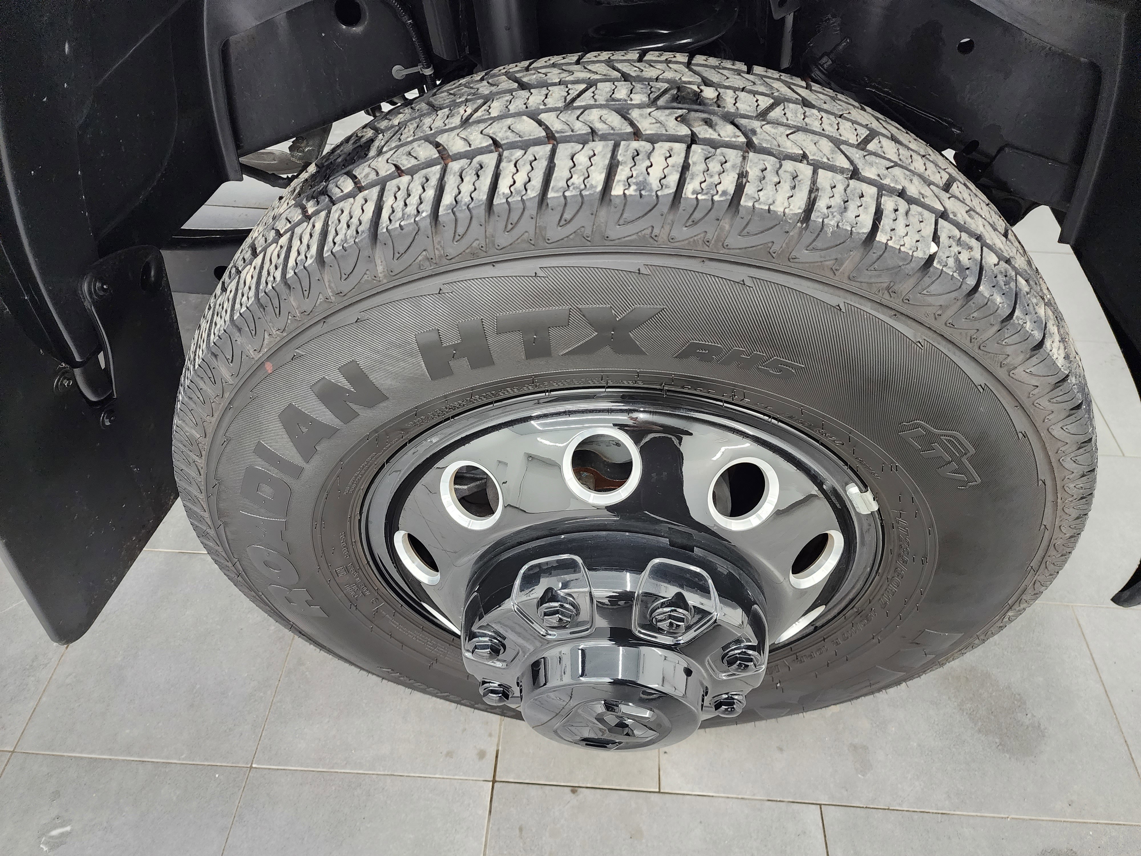 Used 2025 RAM 3500 Laramie image 3