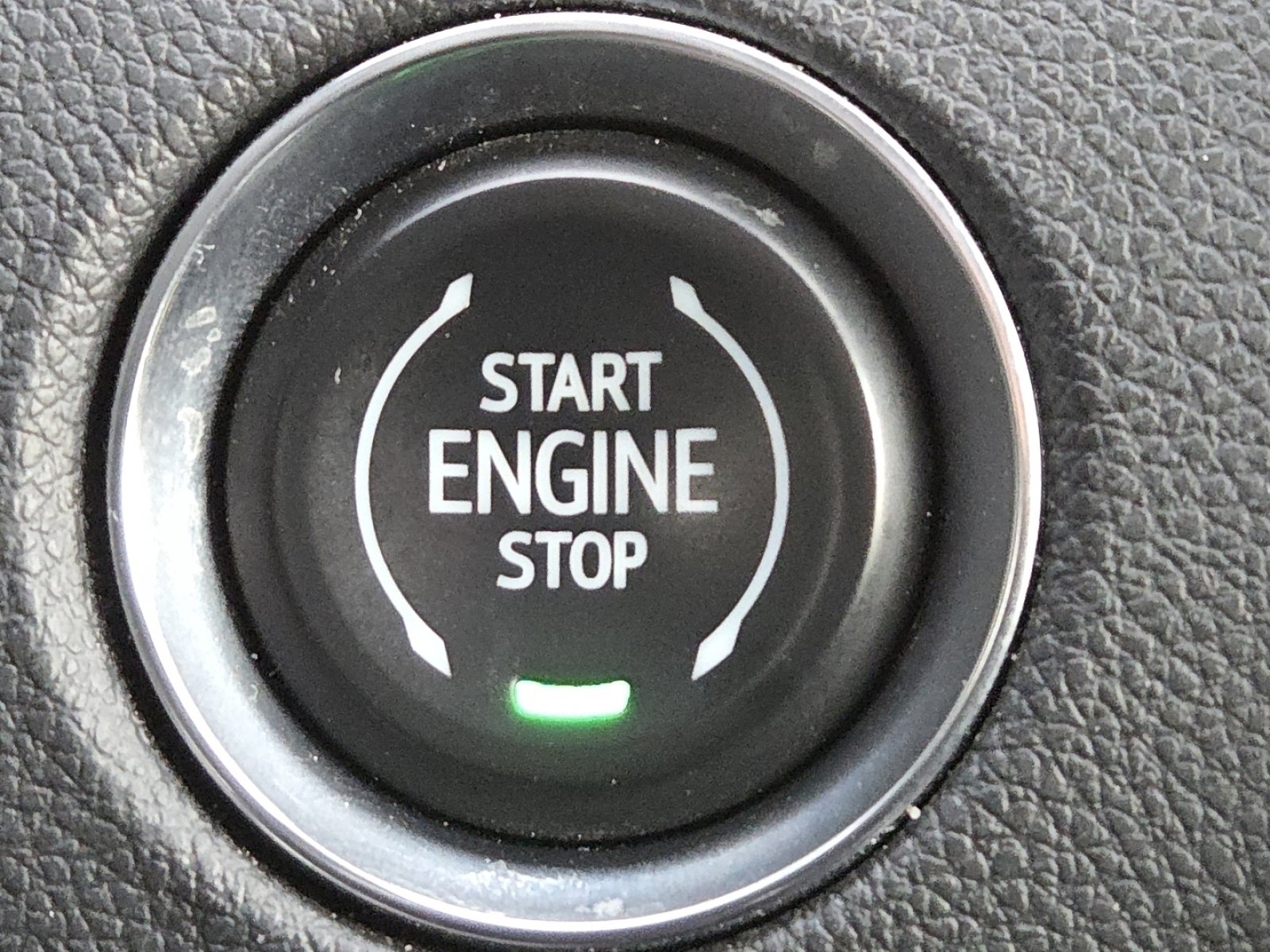 Used 2025 GMC Acadia Elevation image 34