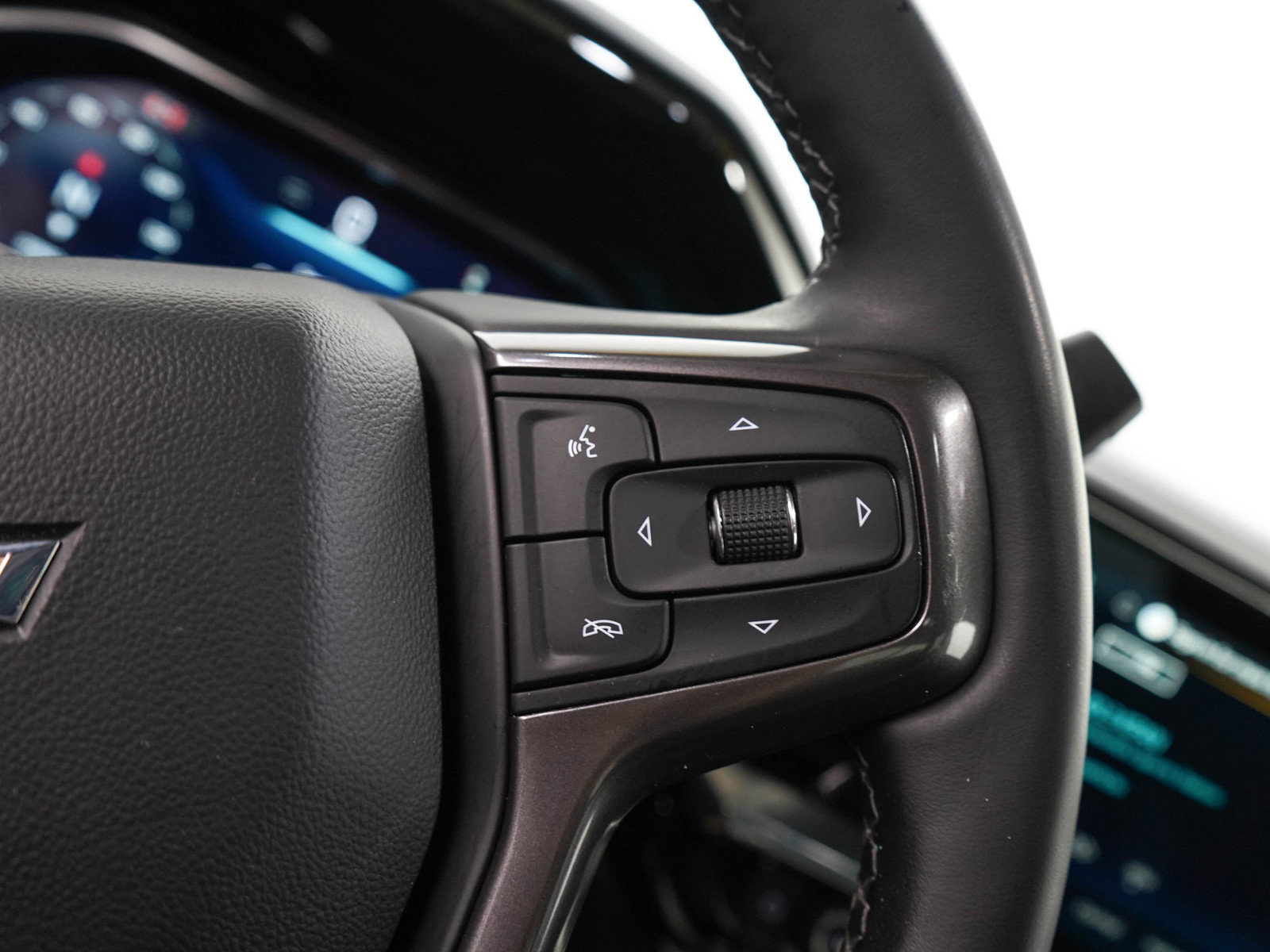 Used 2025 Chevrolet Silverado 2500 High Country w/ High Country Premium Package AWD/4WD image 30