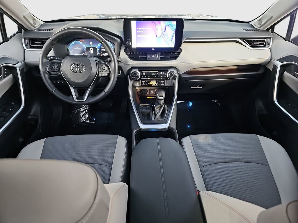 Used 2023 Toyota RAV4 Limited image 19