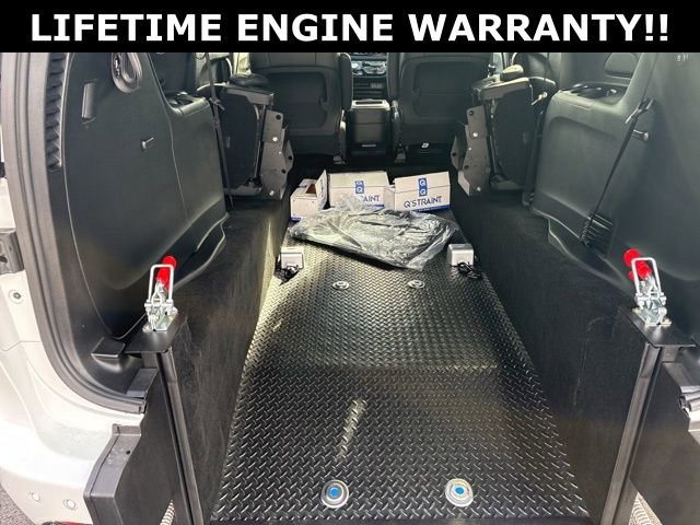 New 2025 Chrysler Voyager LX image 11