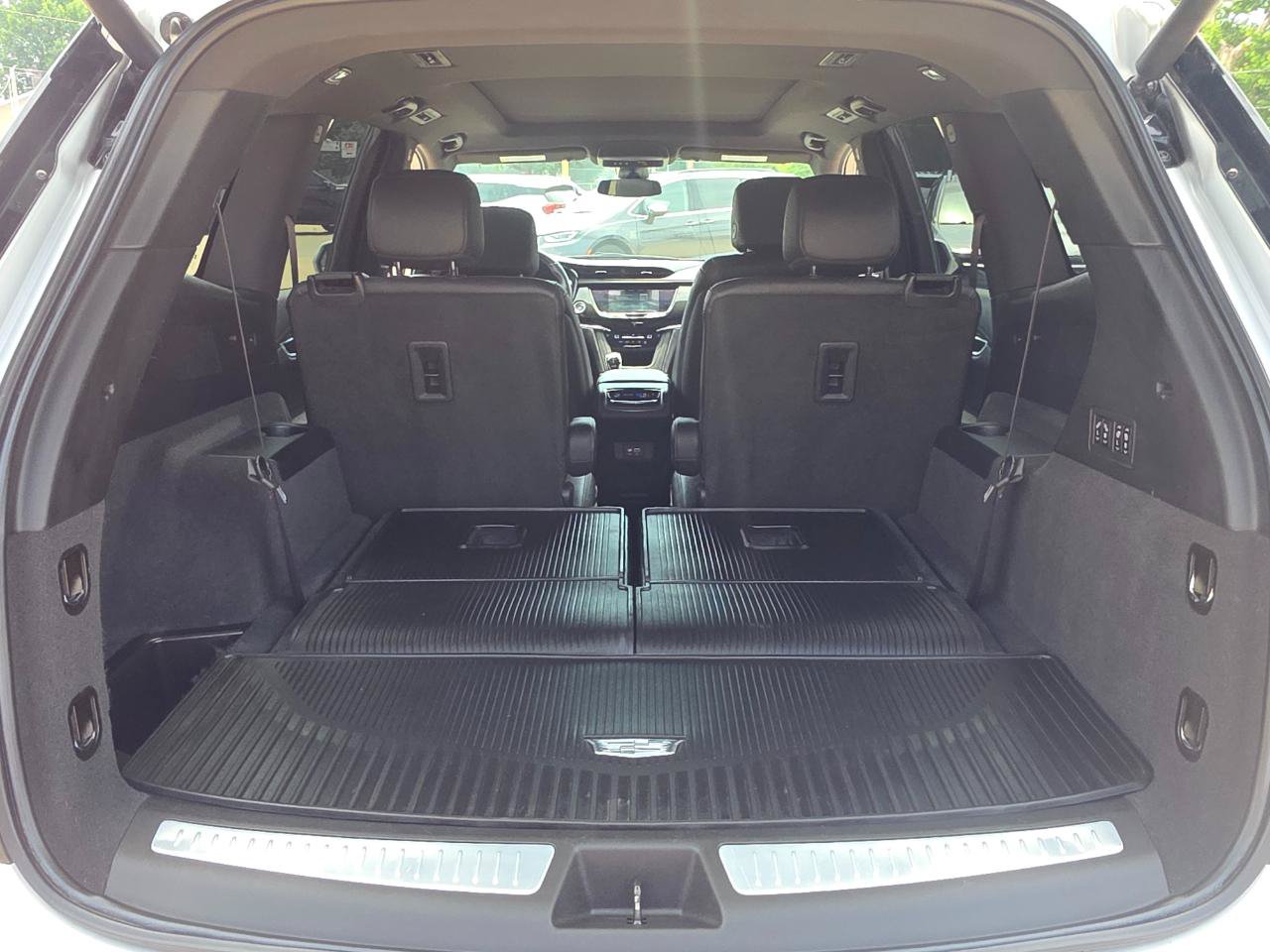 Used 2020 Cadillac XT6 Sport w/ LPO, Floor Liner Package AWD/4WD image 20
