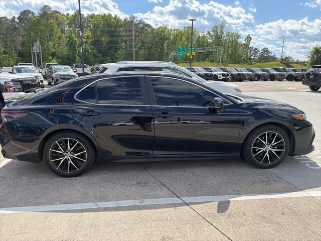 Used 2023 Toyota Camry SE w/ Convenience Package FWD image 22