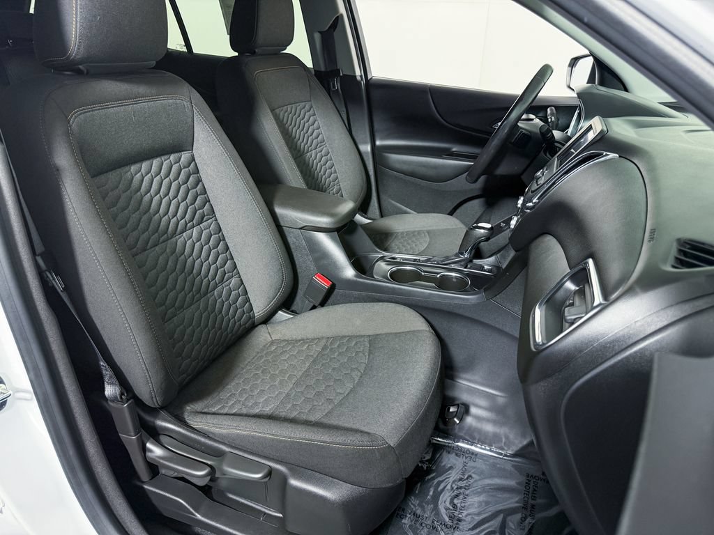 Used 2020 Chevrolet Equinox LT AWD/4WD image 14