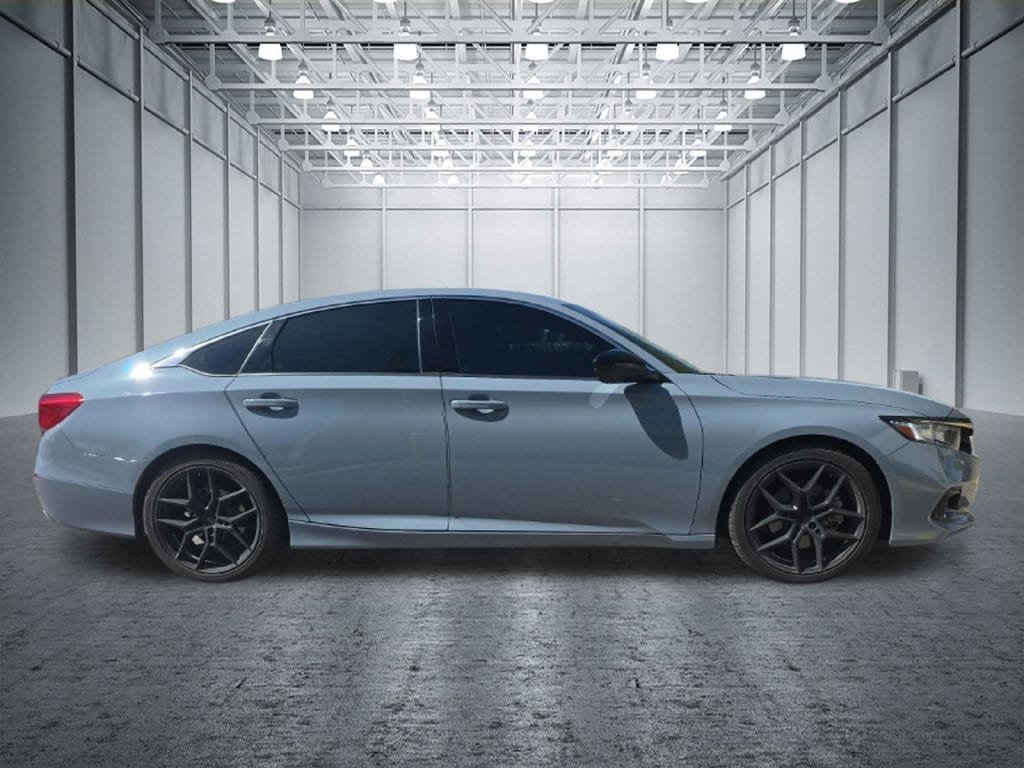 Used 2022 Honda Accord Sport image 7