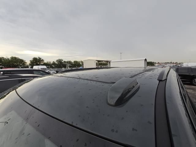 Used 2025 Cadillac Escalade Sport w/ LPO, Floor Liner Package AWD/4WD image 2