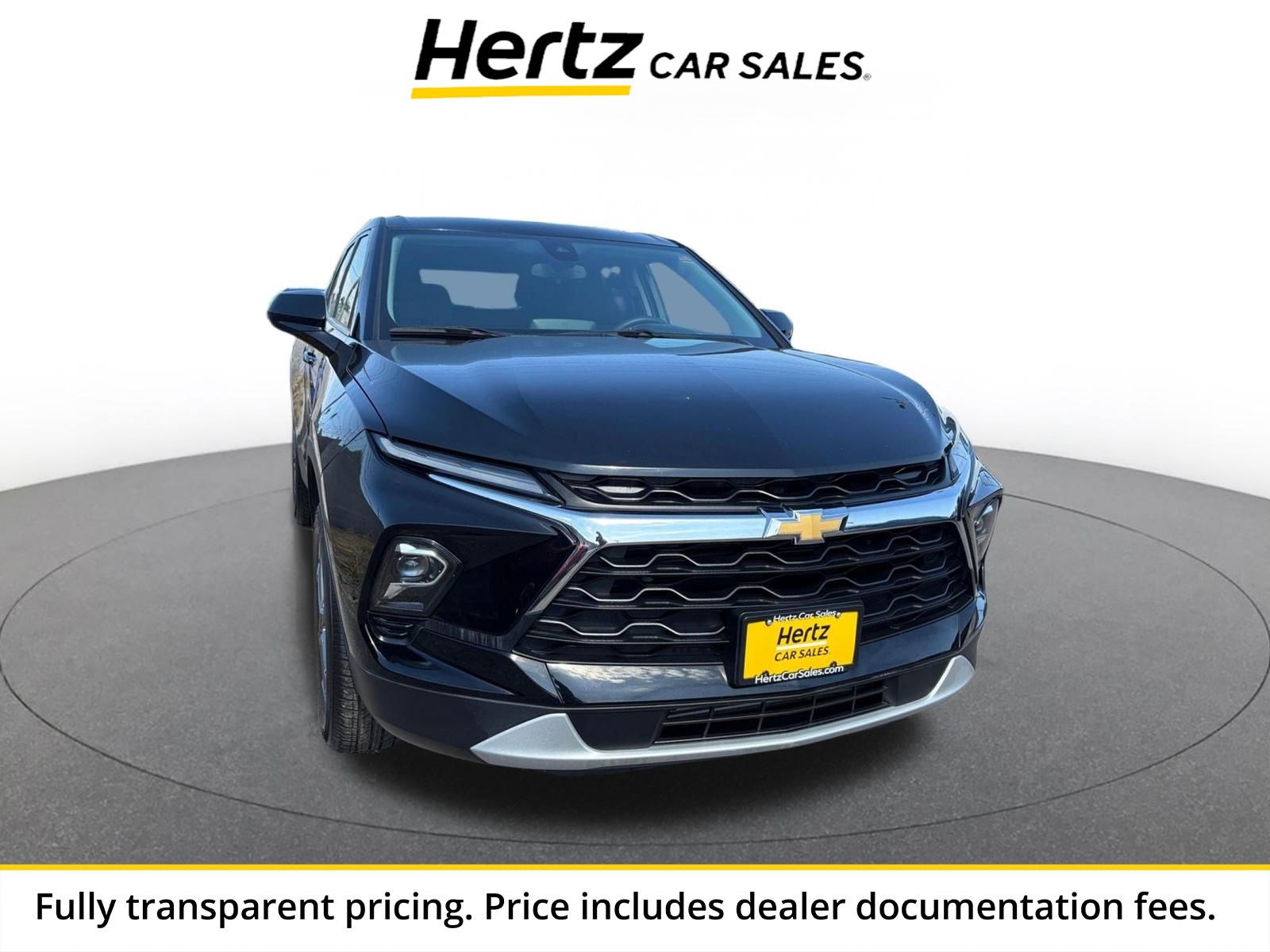 Used 2025 Chevrolet Blazer LT FWD image 1