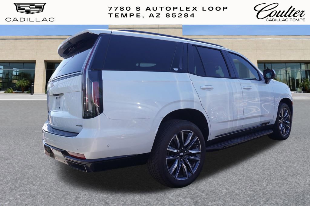 Used 2021 Cadillac Escalade Sport Platinum AWD/4WD image 4