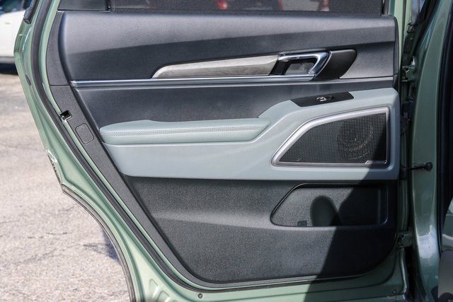 Used 2024 Kia Telluride EX X-Line image 10