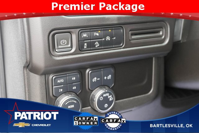 Used 2023 Chevrolet Suburban Premier image 12