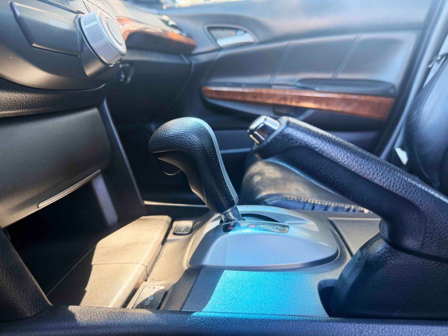 Used 2012 Honda Accord EX-L image 24