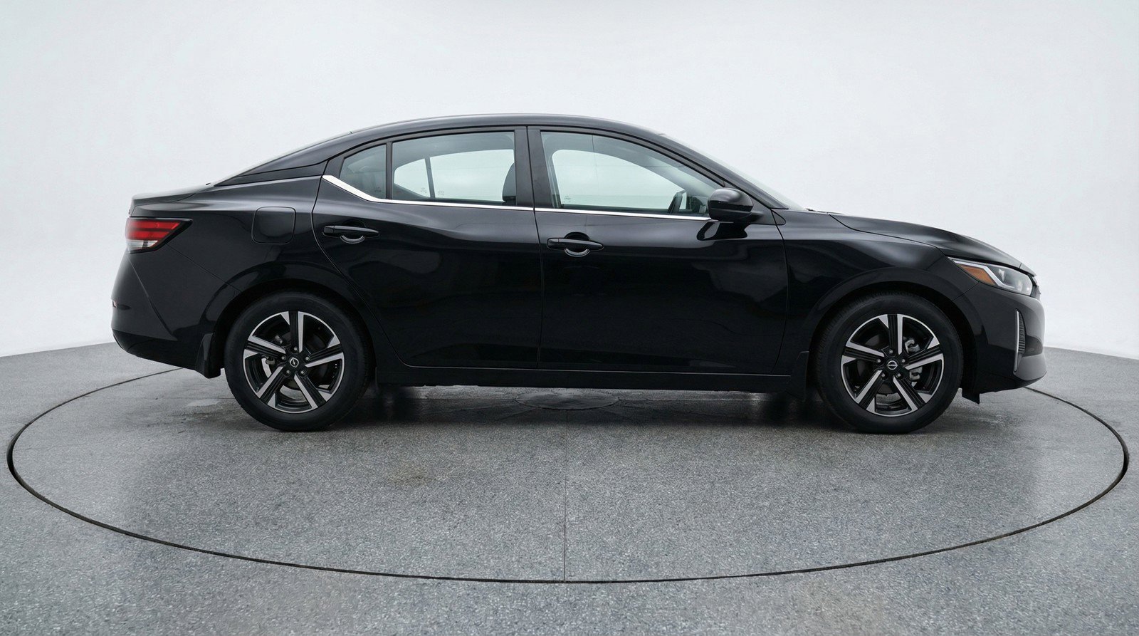 Used 2025 Nissan Sentra SV FWD image 11