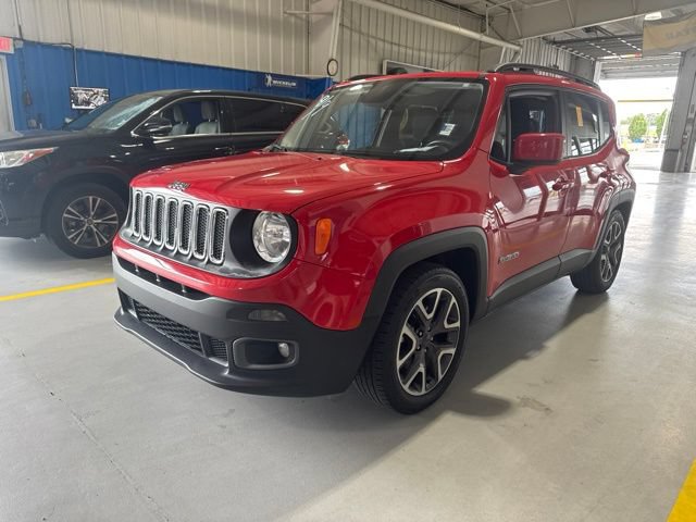 Used 2017 Jeep Renegade Latitude FWD image 1