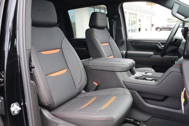 New 2026 GMC Sierra 3500 AT4 w/ AT4 Premium Plus Package AWD/4WD image 23