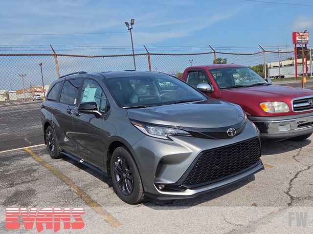 New 2026 Toyota Sienna XSE
