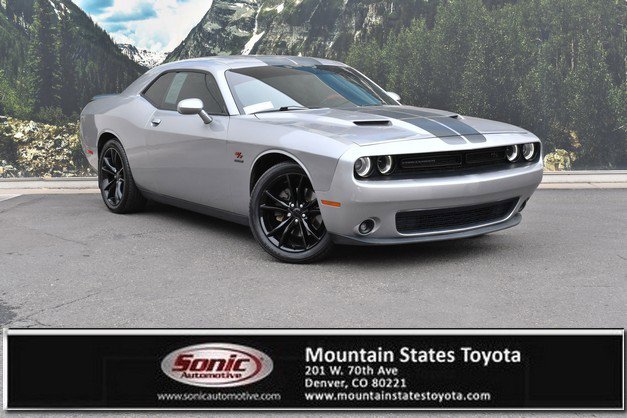 Used 2016 Dodge Challenger R/T w/ Driver Convenience Group image 1