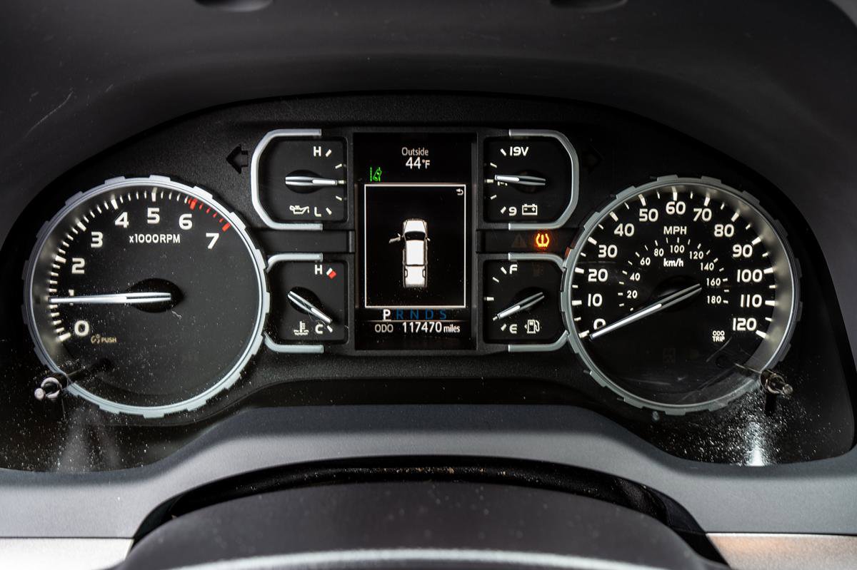 Used 2018 Toyota Tundra SR5 image 25