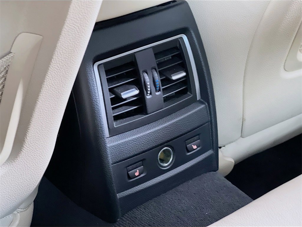 Used 2016 BMW 328i xDrive Sedan image 25