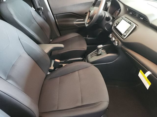 Used 2025 Nissan Kicks Play S FWD image 10
