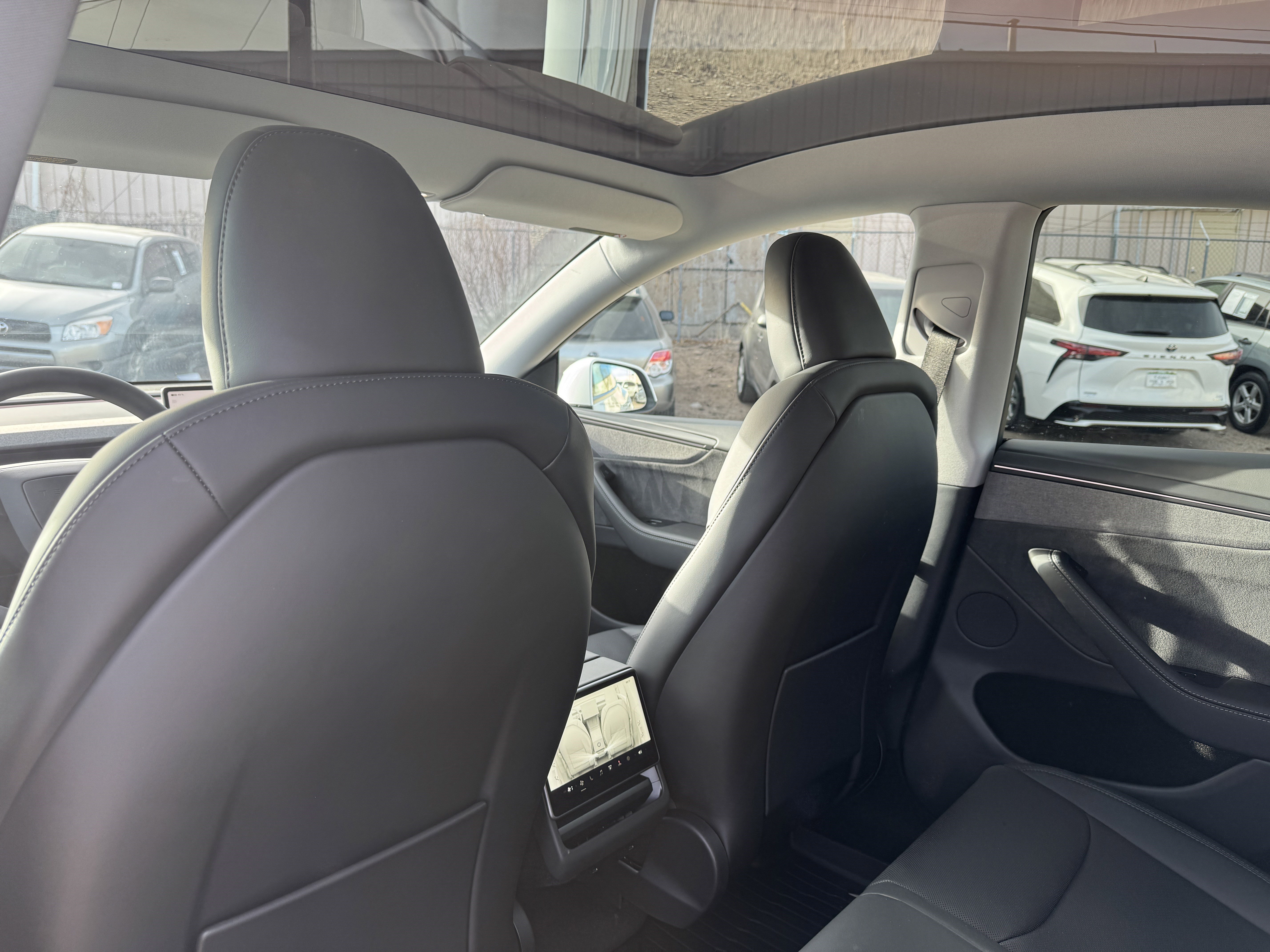 Used 2026 Tesla Model Y Long Range image 15