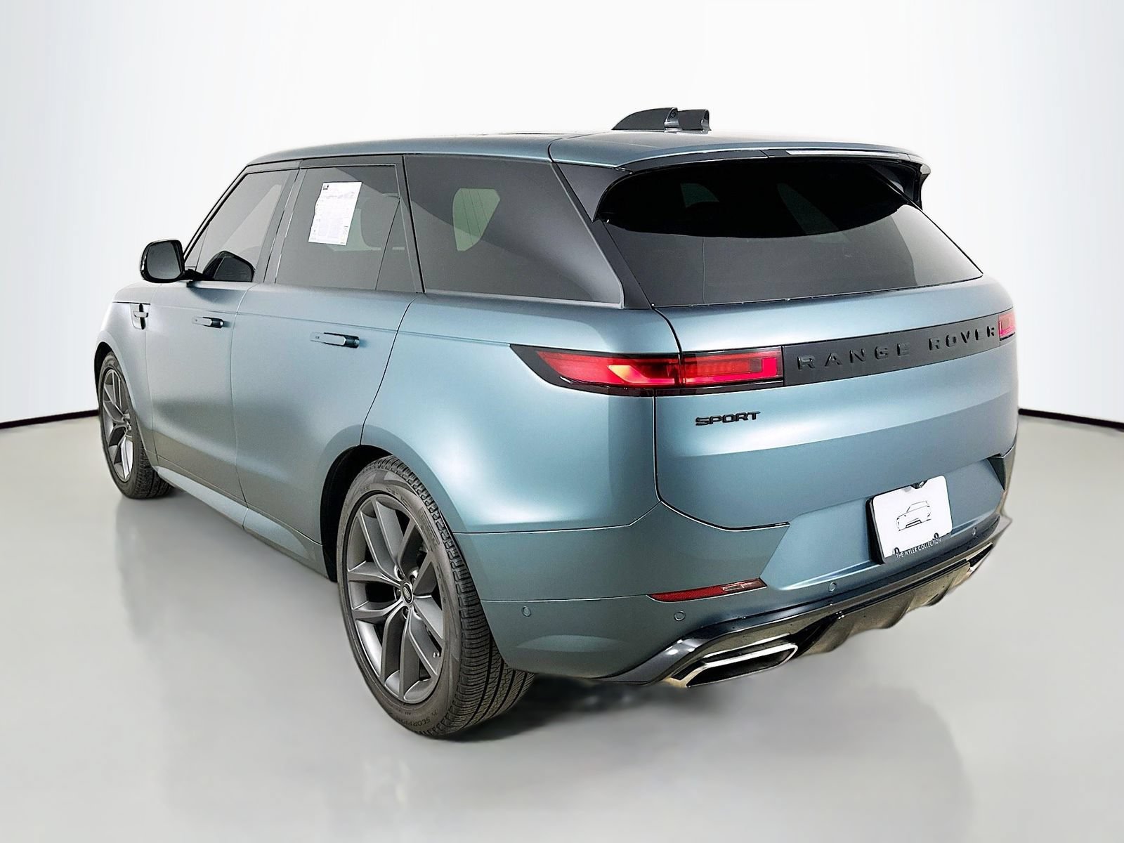 Used 2024 Land Rover Range Rover Sport Dynamic SE AWD/4WD image 7