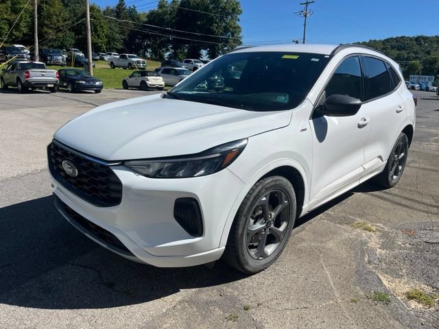 Used 2023 Ford Escape ST-Line AWD/4WD image 10