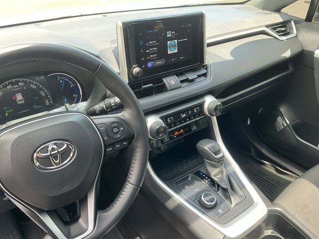 Used 2024 Toyota RAV4 SE w/ Convenience Package AWD/4WD image 28