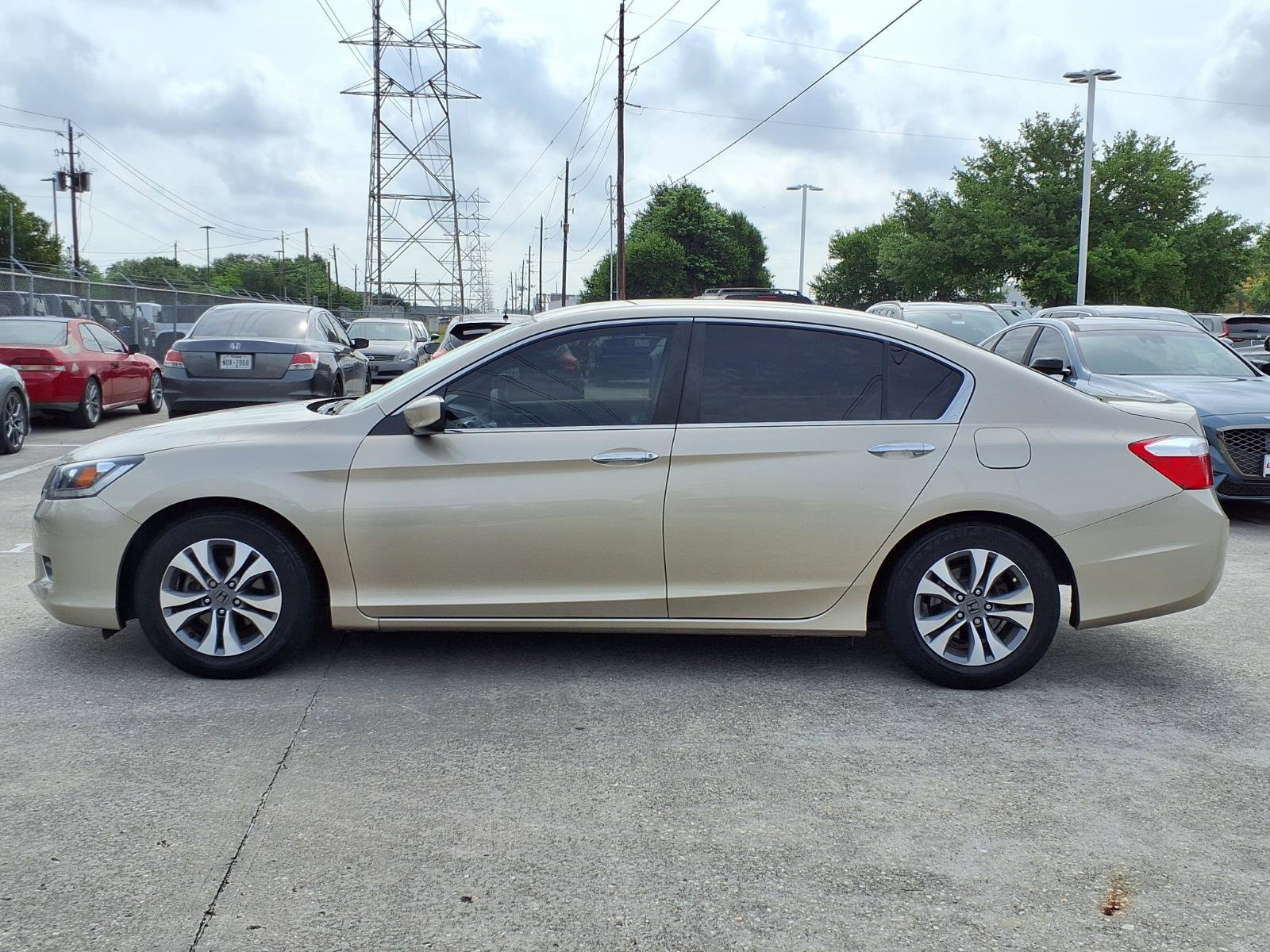Used 2015 Honda Accord LX image 4