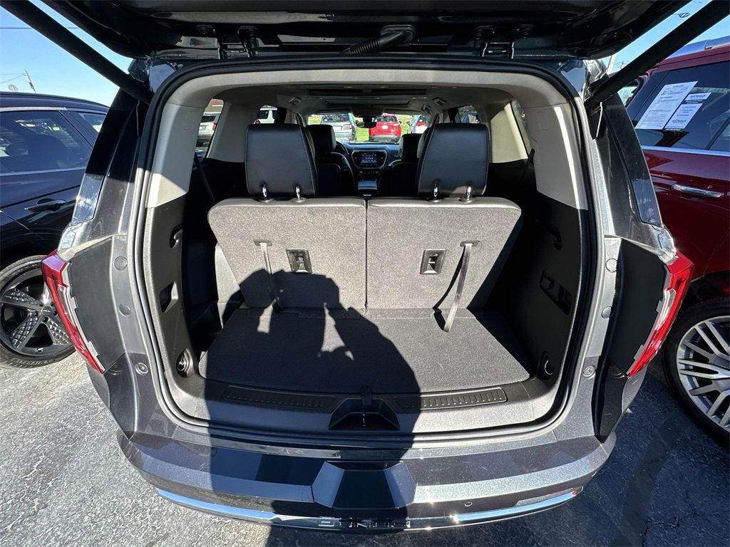 Used 2022 GMC Acadia Denali image 25