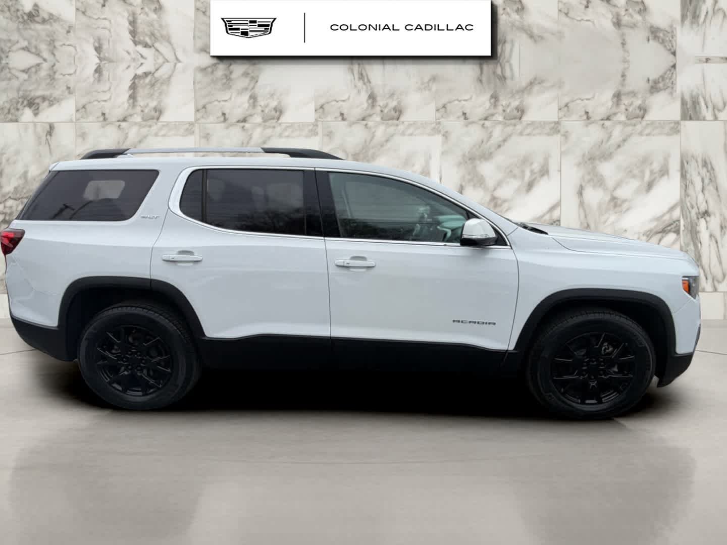 Used 2021 GMC Acadia SLT w/ Technology Package AWD/4WD image 6